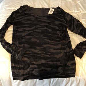 NWT Torrid camo top